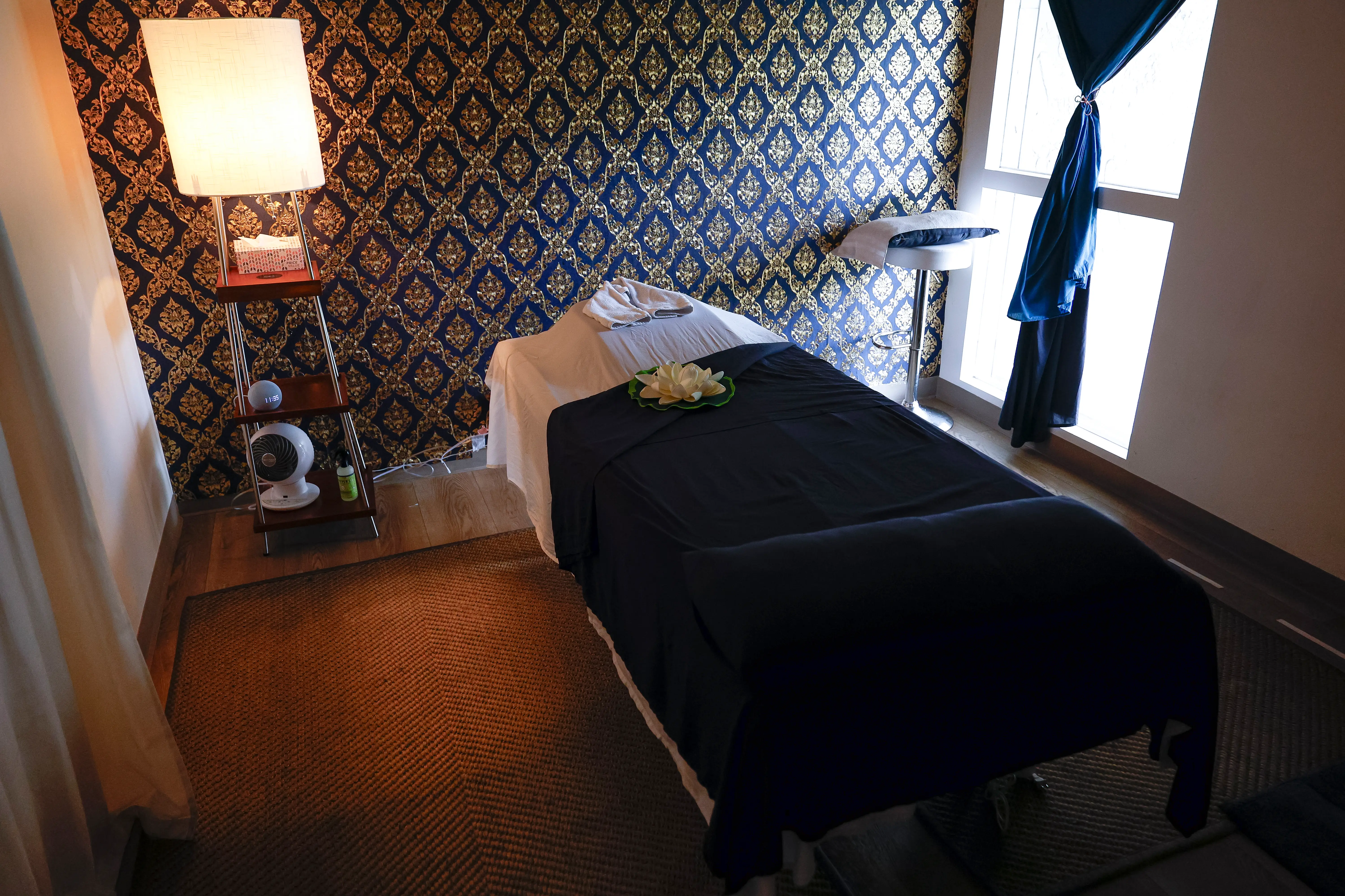 Double Bed